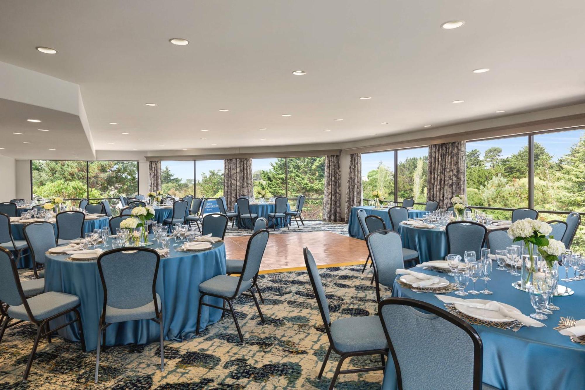 Hilton Garden Inn Monterey Exterior foto