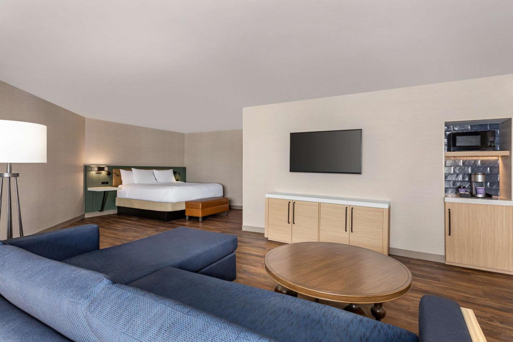 Hilton Garden Inn Monterey Exterior foto