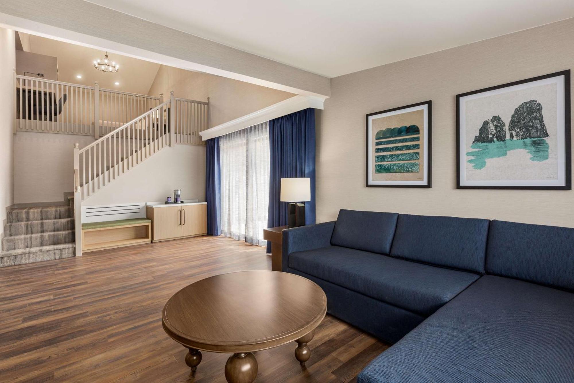 Hilton Garden Inn Monterey Exterior foto